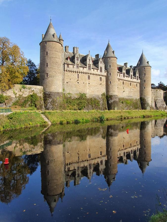 Aux Lits Du Canal Josselin Exteriér fotografie